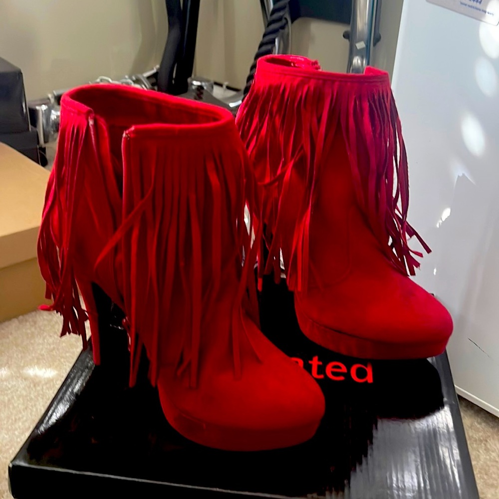 Red fringe High heel dress shoe never been worn brand new no box very cute ankle